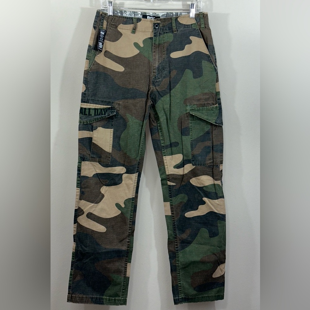 DGK Green and Brown Camouflage Cargo Pants